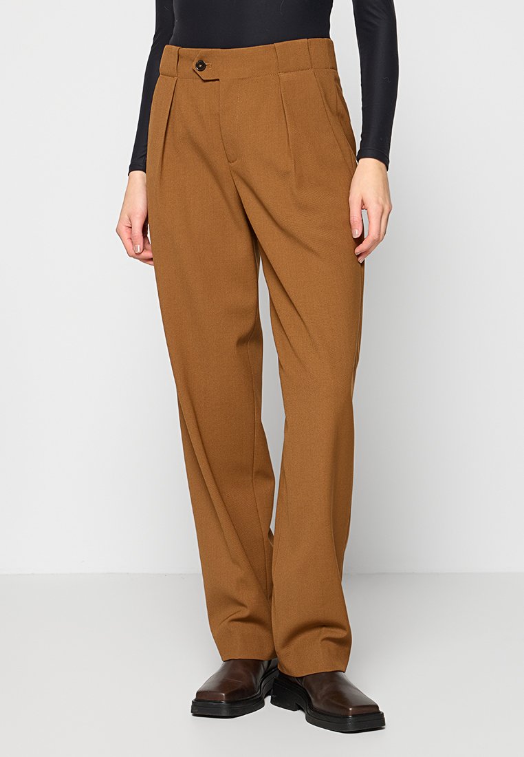 closed Broek bruin closed Broek bruin