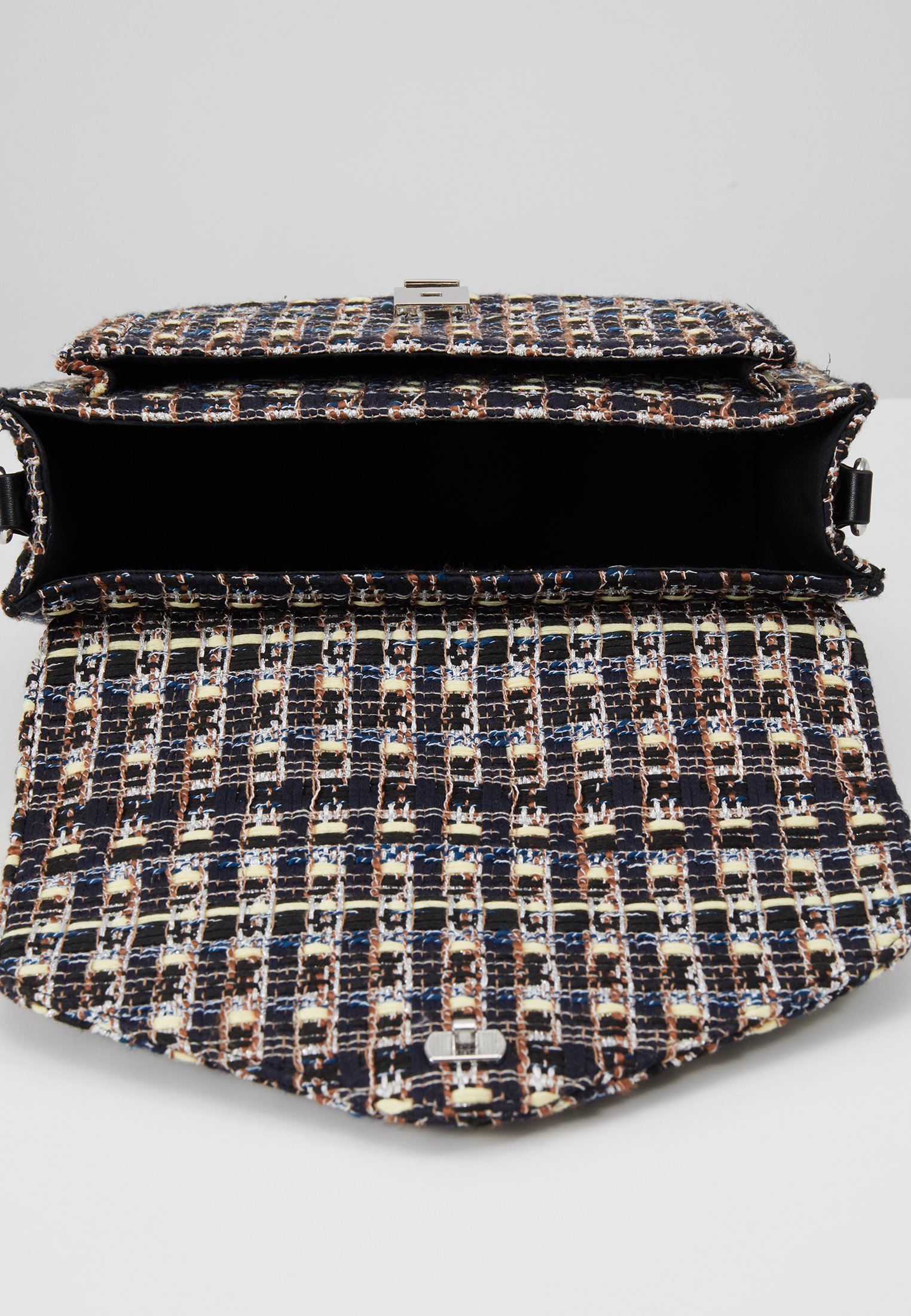 Becksöndergaard CHAL ONA BAG MARA Skulderveske black Brown Ona Bag | Whyred | Clutch | Miinto.no