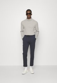 Thumbnail Image 2