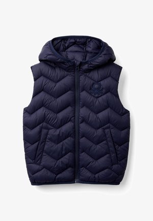 Chaleco sin mangas acolchado azul marino con cremallera frontal, capucha, bolsillos laterales y logo bordado en el pecho izquierdo.