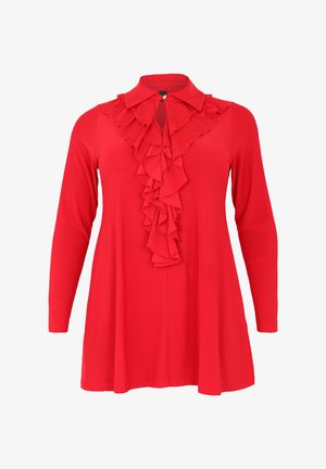 Rode blouse met lange mouwen en een gerafelde kraagdetail. Gemaakt van gladde stof, met een knoopsluiting bij de hals en een uitlopende silhouet.