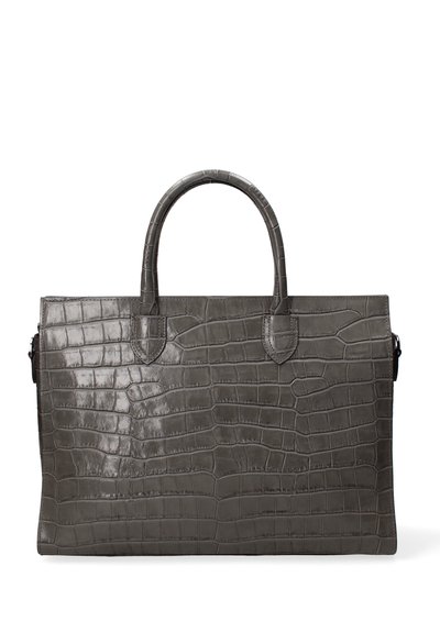 Sac fourre-tout en cuir gris embossé crocodile avec design structuré, double poignée supérieure et détails de couture discrets. Poche latérale zippée incluse.