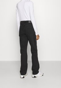 Weekday Vaqueros rectos - black denim