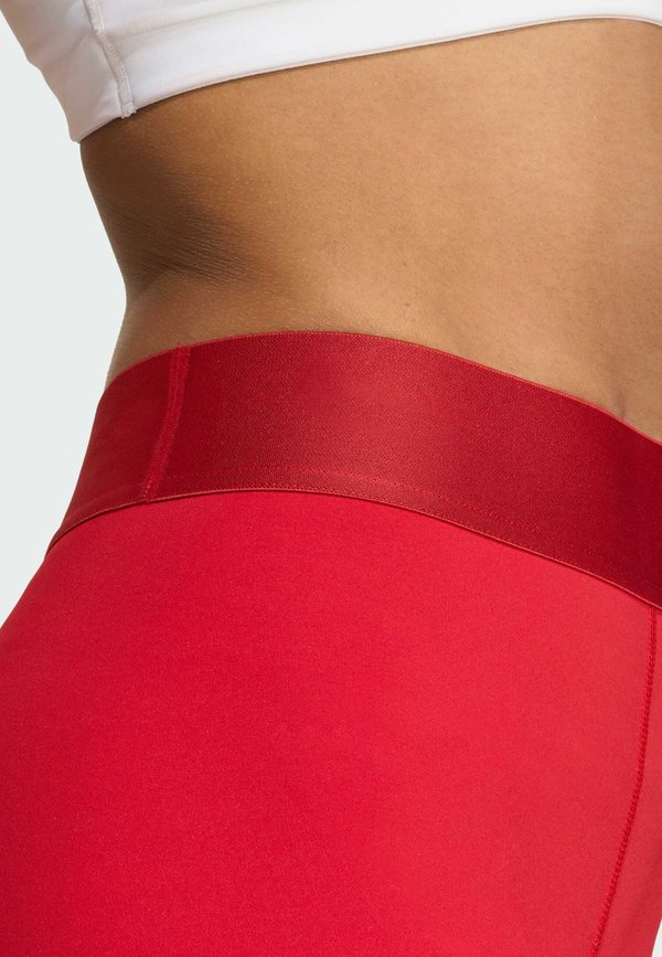 TECHFIT VOLLEYBALL - Leggings4