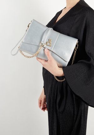 L'Atelier Du Sac ARLETTE srebrny