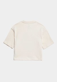 Katoenen t-shirt met korte mouwen in gebroken wit, met een ronde hals en een relaxte pasvorm. Eenvoudig ontwerp zonder patronen of versieringen.