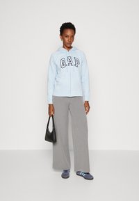 GAP HERITAGE - Mikina s kapucí - light blue shadow