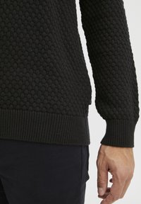 Solid Strickpullover - black
