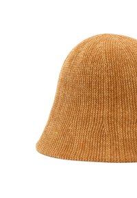 Teksturowany brązowy dzianinowy kapelusz typu bucket o kształcie dzwonu. Charakteryzuje się delikatnym połyskiem oraz małym wytłoczonym logo w pobliżu ronda.