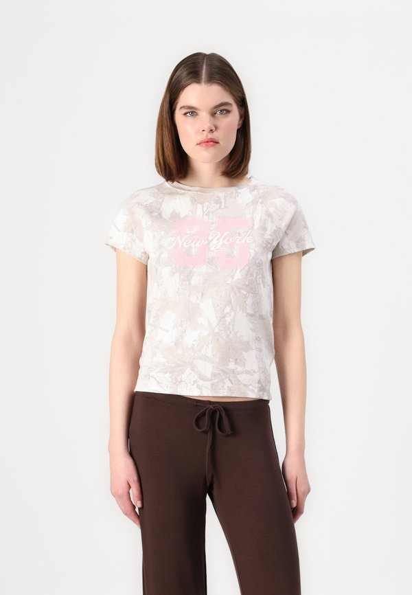 Number Graphic Baby Tee - Print T-shirt