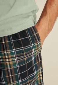 Next MOTIONFLEX COSY SET - Pizsama szett - pale green navy blue check