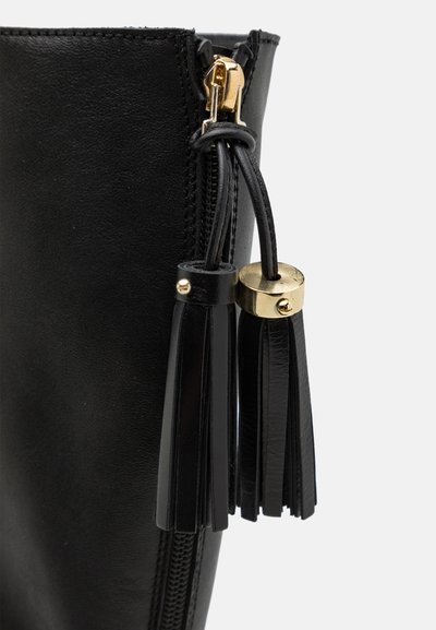 See by Chloé TASSEL PATCHWORK - Bottes - black