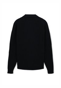 Pull en maille côtelé noir avec col, manches raglan longues et un ourlet droit. Présente un tissu texturé pour plus de profondeur.