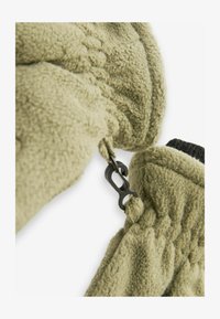 Non selezionato, sage green