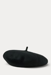 Избран, black