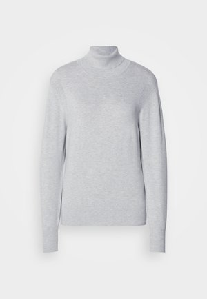 Pull à col roulé gris clair en maille douce, doté de manches longues, d'une coupe ajustée et d'accents côtelés au niveau des poignets et de l'ourlet.
