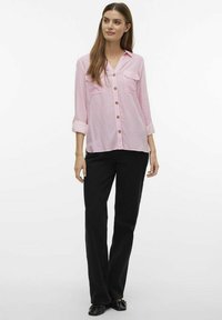Vero Moda VMBUMPY L/S NEW NOOS - Nööpidega pluus - pink cosmos