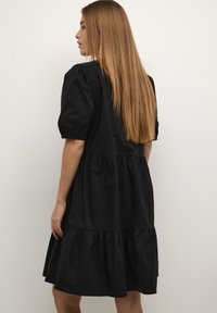 Culture CUANTOINETT NOOR  - Srajčna obleka - black