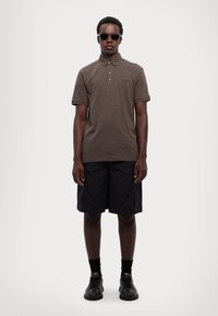 Armani Exchange Polotričko - black olive