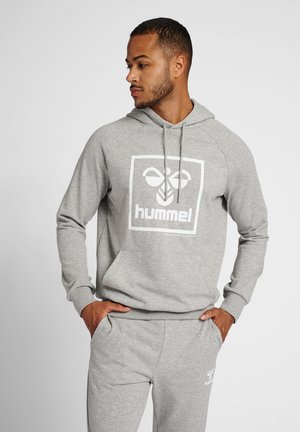 Grijze hoodie van zachte stof, met een groot wit logo in een vierkant, trekkoord bij de halslijn en geribbelde manchetten.