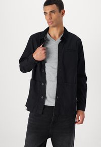 Barbour COLE TAILORED FIT OVERSHIRT - Summer jacket - black
