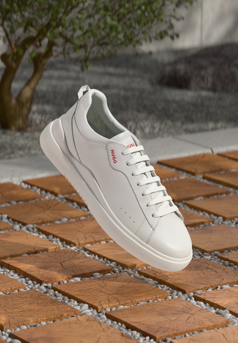 HUGO BLAKE - Trainers - white