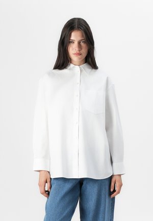 SLFESTER  OVERSIZE SHIRT - Button-down blouse - bright white