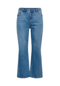 Jean en denim bleu clair avec taille haute, jambes larges évasées, poches avant et détails cousus le long des coutures. Fermeture avec un bouton en métal.
