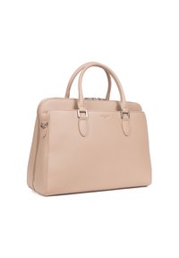 Beige leren handtas met ronde handvatten, textuur op het oppervlak en zilverkleurige hardware. Heeft een gestructureerde vorm met een ritsluiting.