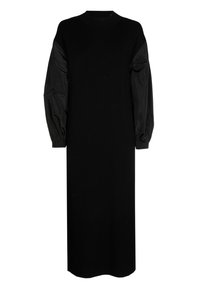 Schwarzes Midikleid mit einem gerippten Rundhalsausschnitt und langen, voluminösen Ärmeln aus einem kontrastierenden Material. Glatte Textur im gesamten Kleid.