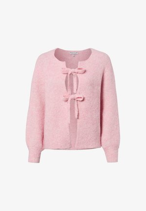 Zacht roze gebreid vest met lange mouwen, ronde halslijn en twee striksluitingen aan de voorkant.