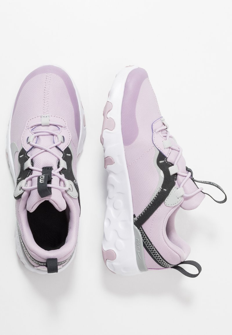 nike sportswear renew 55