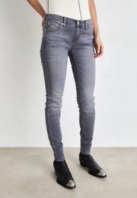 Tommy Jeans - SOPHIE - Jeans Skinny Fit - denim black Thumbnail Image 1