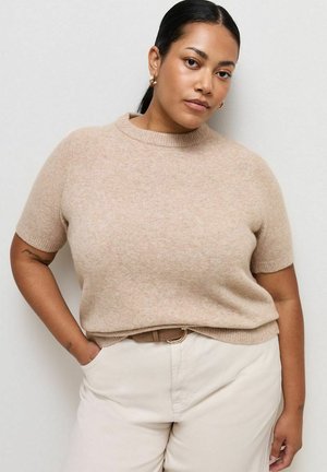 New Look Curves, CURVES LIGHT  BRUSHED  SET IN SLEEVE T-SHIRT - Print T-shirt - mid brown