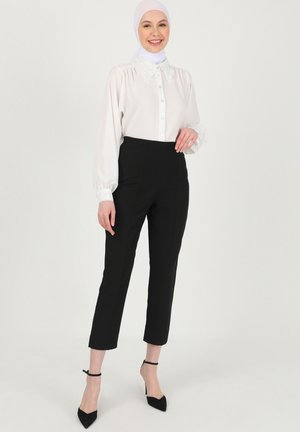 Modanisa STITCHING DETAIL REFKA  - Trousers - black