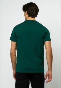U.S. Polo Assn. ARJUN - Základné tričko - rain forest