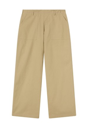 Beige broek met wijde pijpen, voorzakken en riemlussen, gemaakt van een gladde stof.