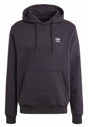 Czarna bluza Adidas z kapturem, przednią kieszenią kangurką, sznurkiem do regulacji kaptura oraz małym białym logo Adidas na lewej piersi.