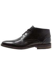 Pier One Derbies & Richelieus - black