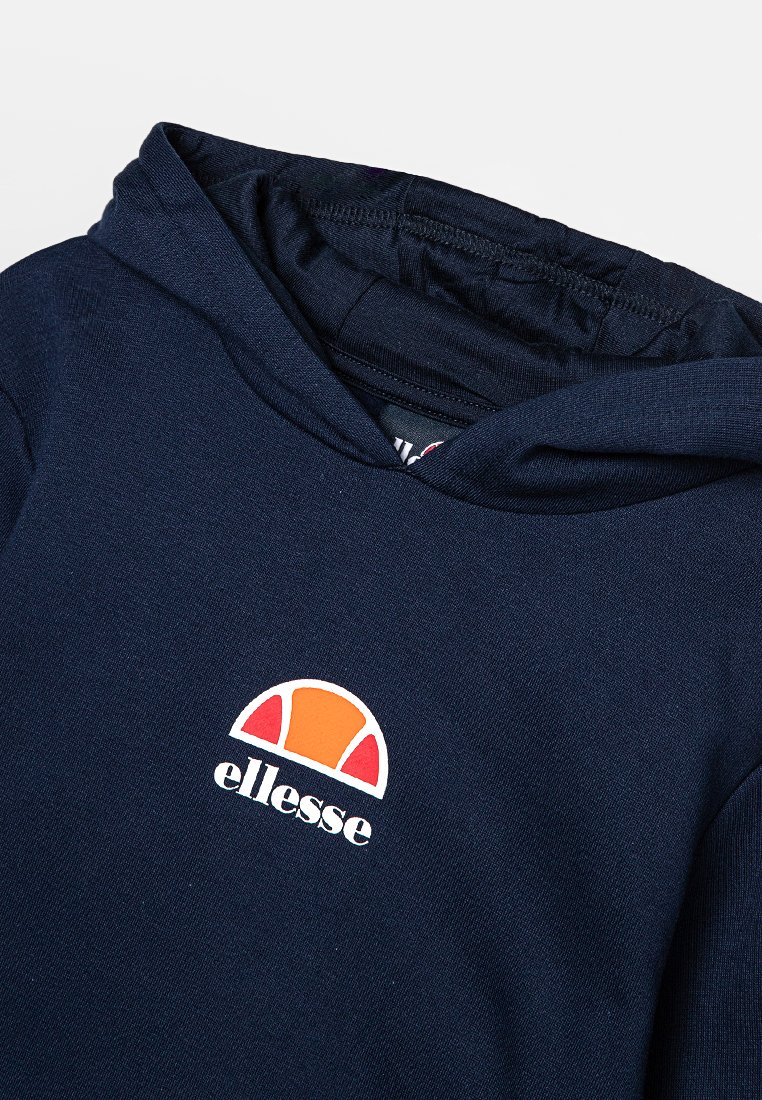 Navyblauer Hoodie aus Baumwolle mit einer weichen Textur. Mit einem Frontlogo in Weiß und Orange und einem klassischen Kapuzenpulli-Design mit Zugkordel.