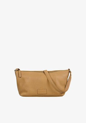 Sac à bandoulière en cuir camel avec bandoulière réglable, fermeture éclair et logo de marque embossé discret sur le panneau central avant.