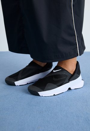 GO FLYEASE - Scarpe senza lacci - black/white