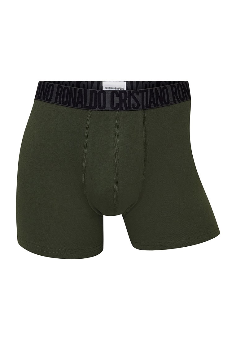 Ciemnozielone bokserki wykonane z miękkiej bawełny z czarnym logo marki "CRISTIANO RONALDO" na gumce. Długość do połowy uda i dopasowany krój.