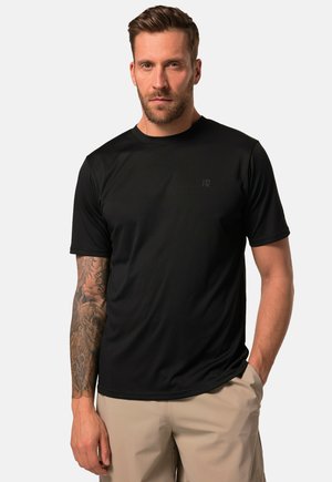Zwarte T-shirt met korte mouwen van lichtgewicht stof, met een ronde hals en subtiele branding op de borst. Glad oppervlak.