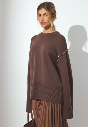 STITCH DETAILED - Neule - brown