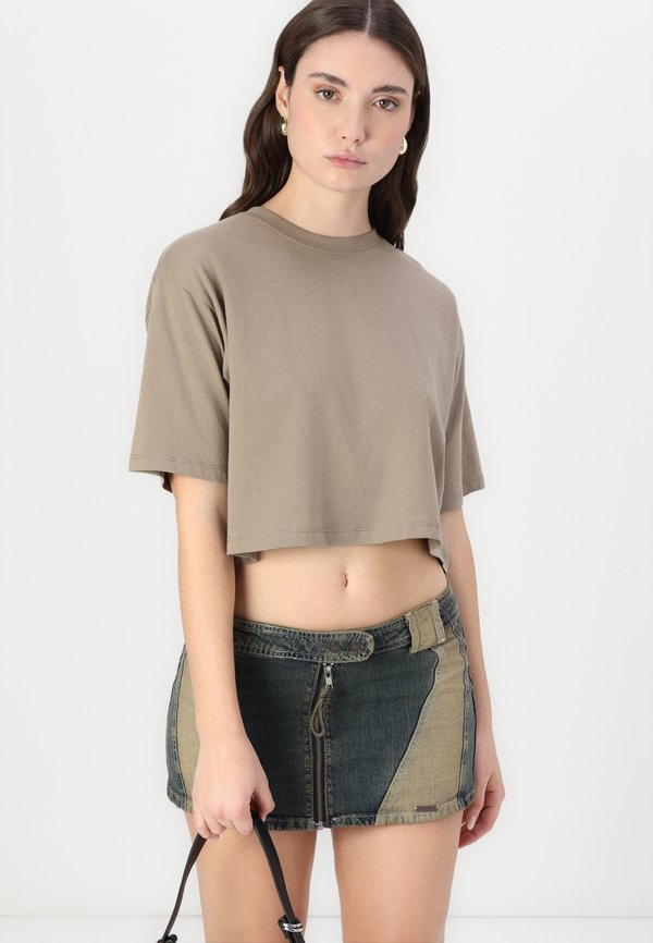 JXANDREA LOOSE CROPPED - Basic T-shirt - brindle3