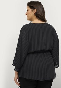Ellos Plus collection Bluse - schwarz