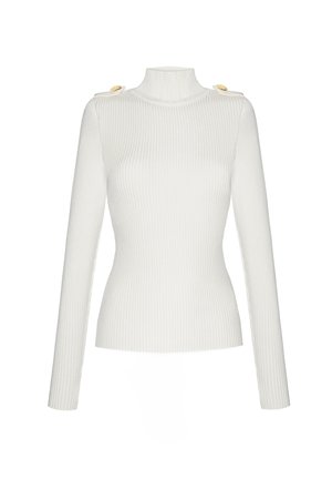 Witte geribbelde langemouwen turtleneck trui met gouden knoopaccenten op de schouders. Het materiaal lijkt zacht met een aansluitend ontwerp dat de slanke vorm benadrukt.