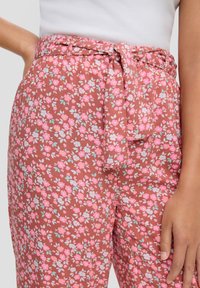 s.Oliver - Spodnie materiałowe