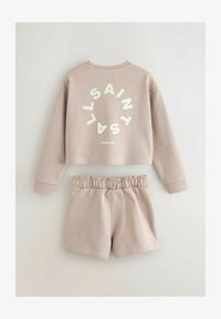 Ausgewählt, mink pink